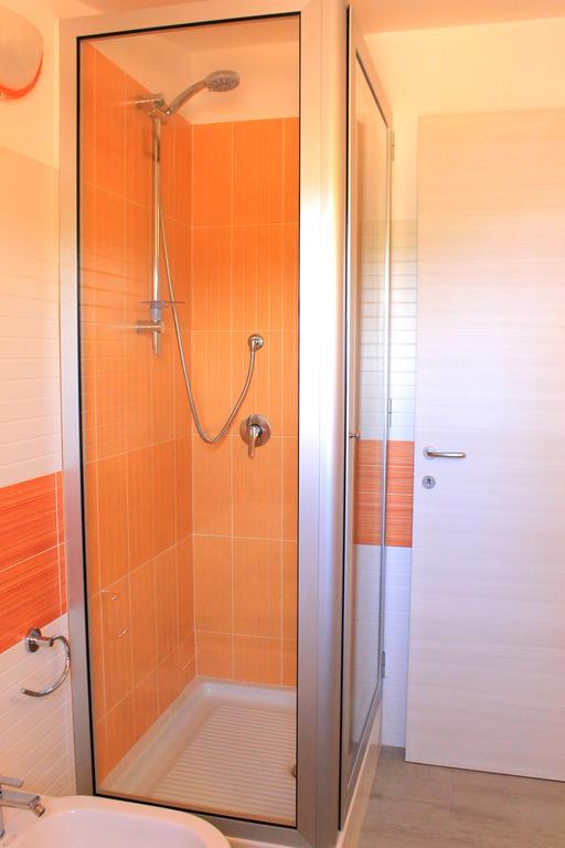 첸톨라 Meuble Leonetti B&B 외부 사진