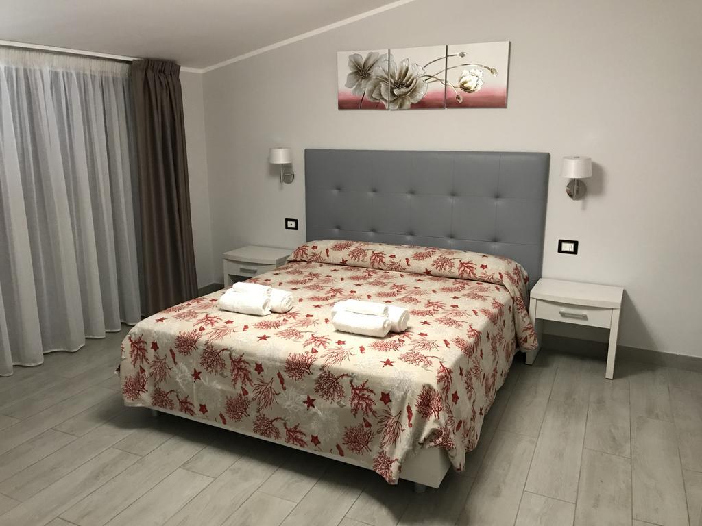 첸톨라 Meuble Leonetti B&B 외부 사진