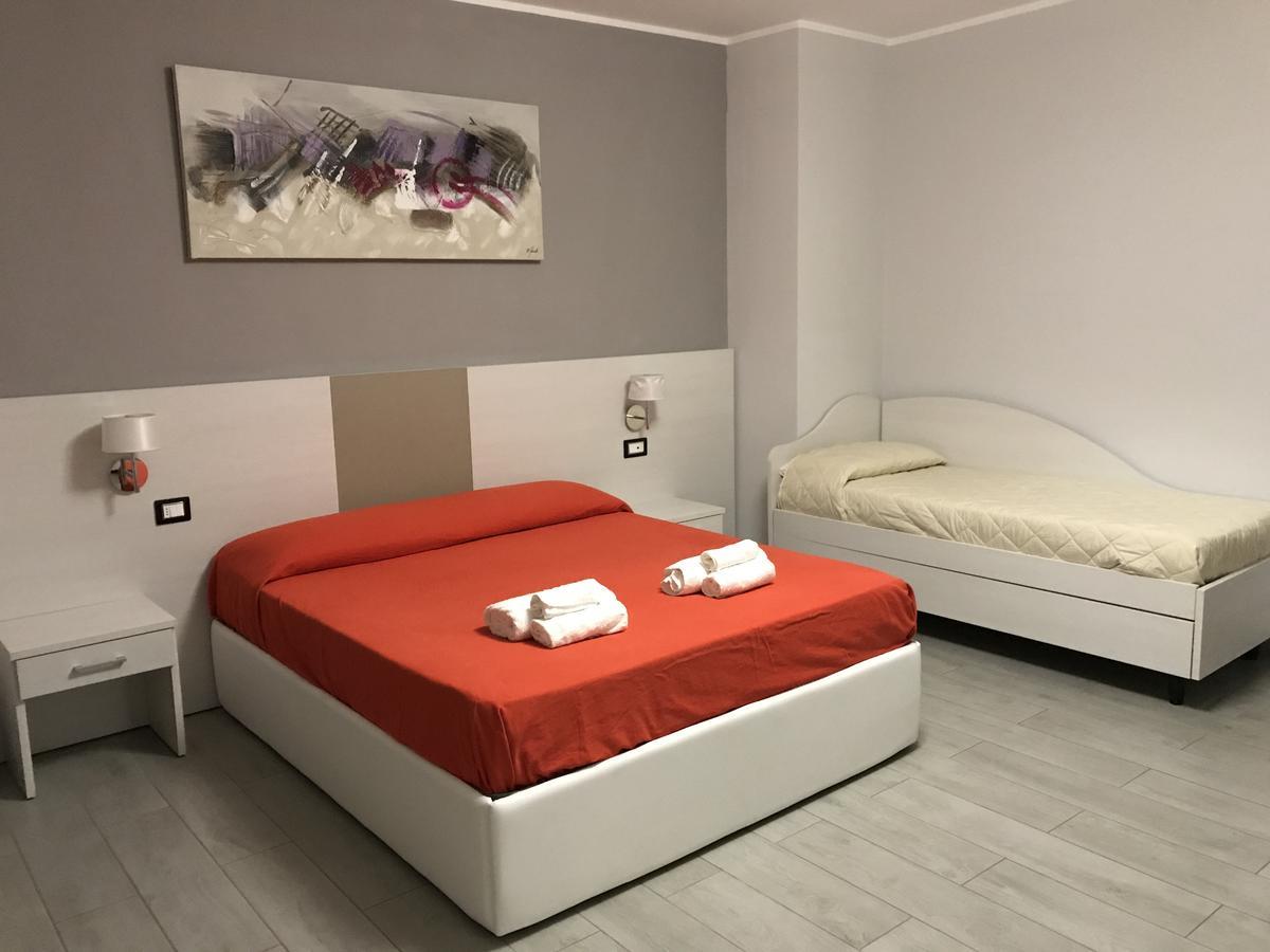 첸톨라 Meuble Leonetti B&B 외부 사진